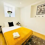 Luxury Flat, Perfect And Ideal For Tourists *