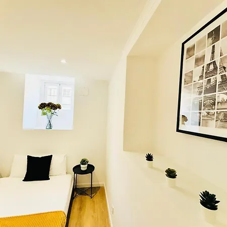 Luxury Flat, Perfect And Ideal For Tourists Apartment *